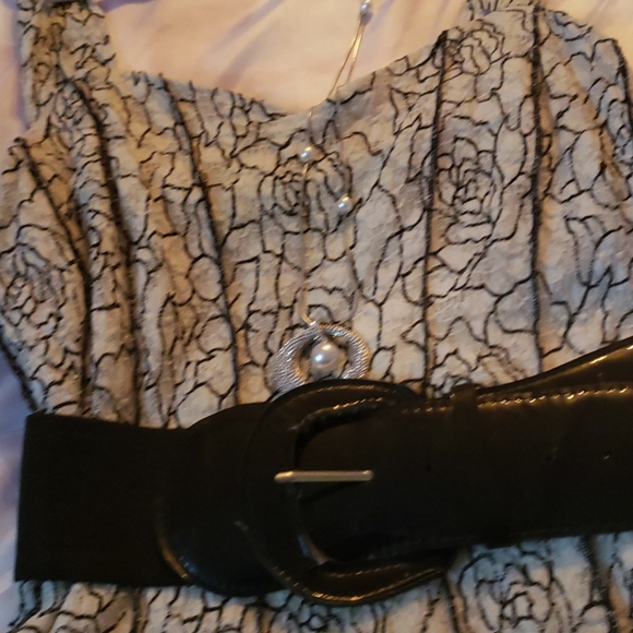 Sundress - Picture 6 of 9